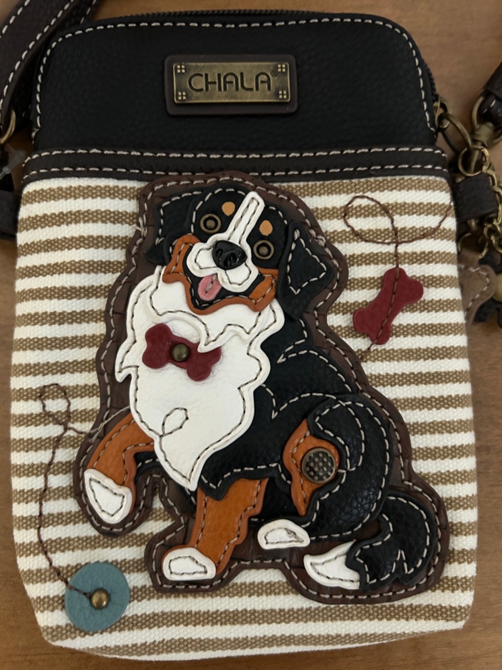 Chala Bernese Mountain Dog Crossbody Purse - Picture 4 of 6